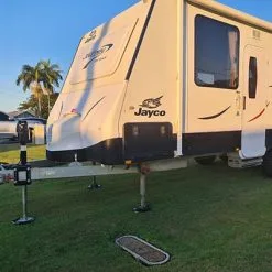Black Jack - Electric Caravan Trailer Jack -Carbon Offroad Sales Hr7S14tsevOQcob4vY8Hx6Ihw