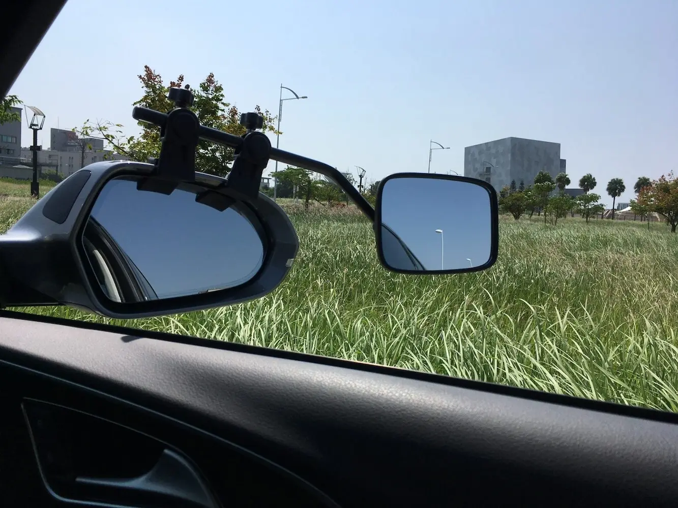 Milenco Falcon Steady Towing Mirror Pair MIL4381 11 Milenco Falcon Steady Towing Mirror Pair MIL4381 - Image 9