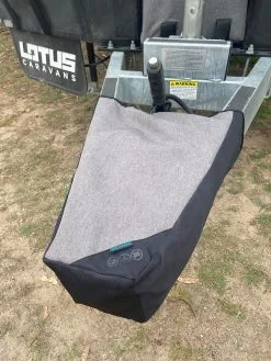 Navigator® Tow Hitch Buddy -Carbon Offroad Sales dlHv6yJAhWGlMt2S0C54Ze 6k