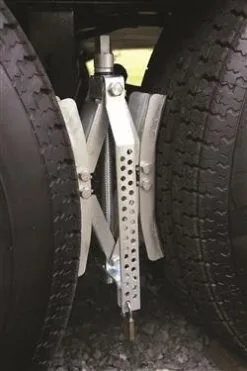 ON THE ROAD RV Deluxe Tyre Locking Chock